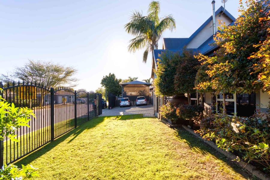 4 Bedroom Property for Sale in Goedehoop Western Cape